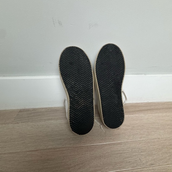 Golden Goose Leather Distressed Accent Sneakers - Picture 5 of 5